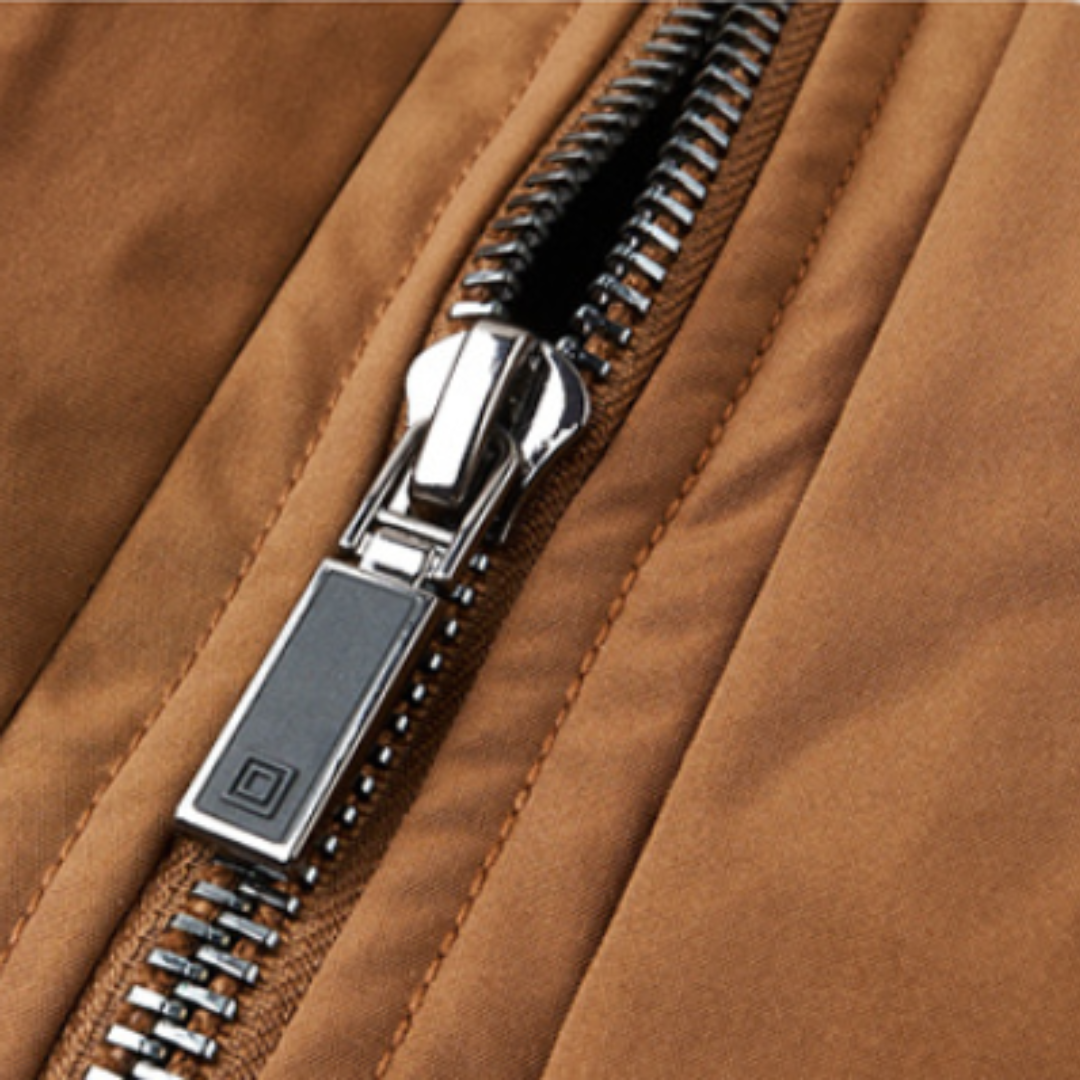 WARM LIGHTWEIGHT COAT