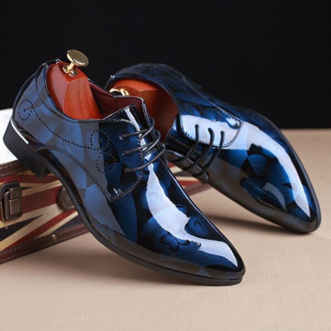 POINTED LEATHER SHOES