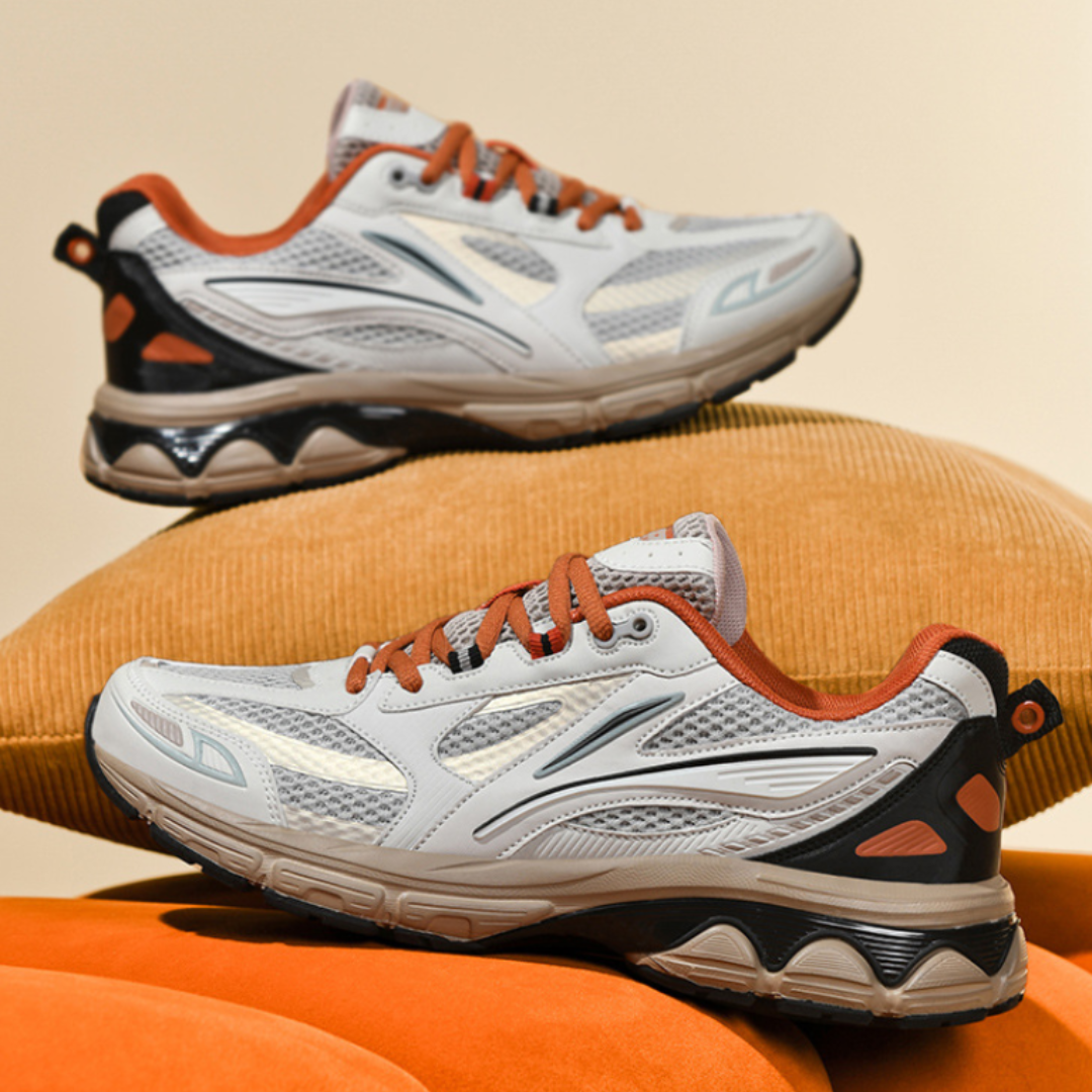 ATHLETIC RUNNING SHOES