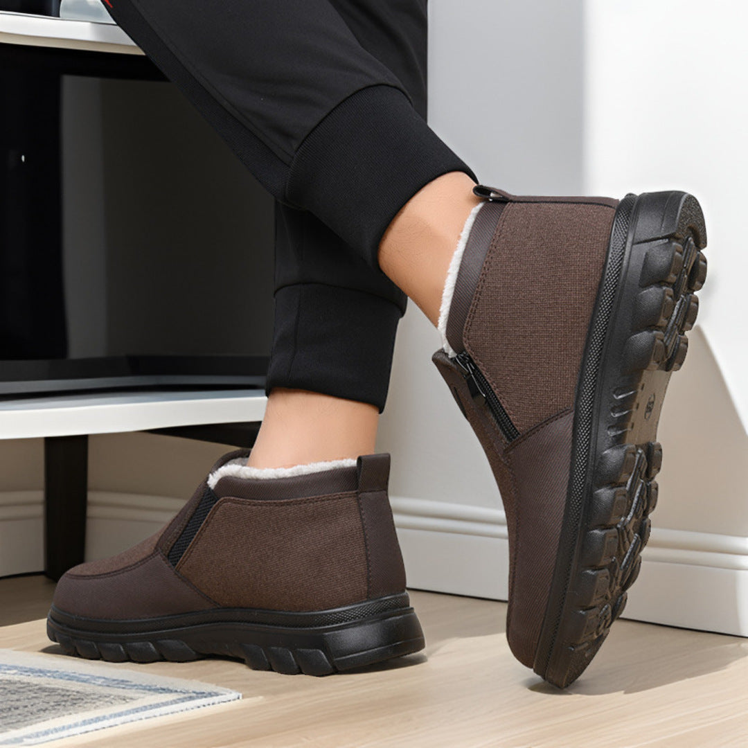 FLEECE-LINED WINTER SHOES