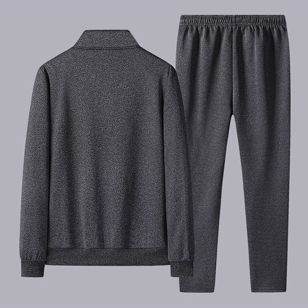 WARM COMFORT TRACKSUIT