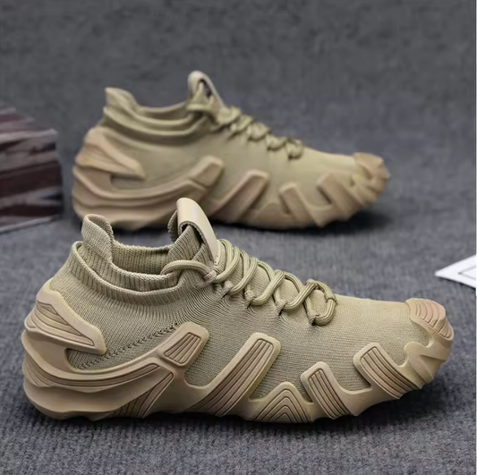 COMFY SPORTY SNEAKERS