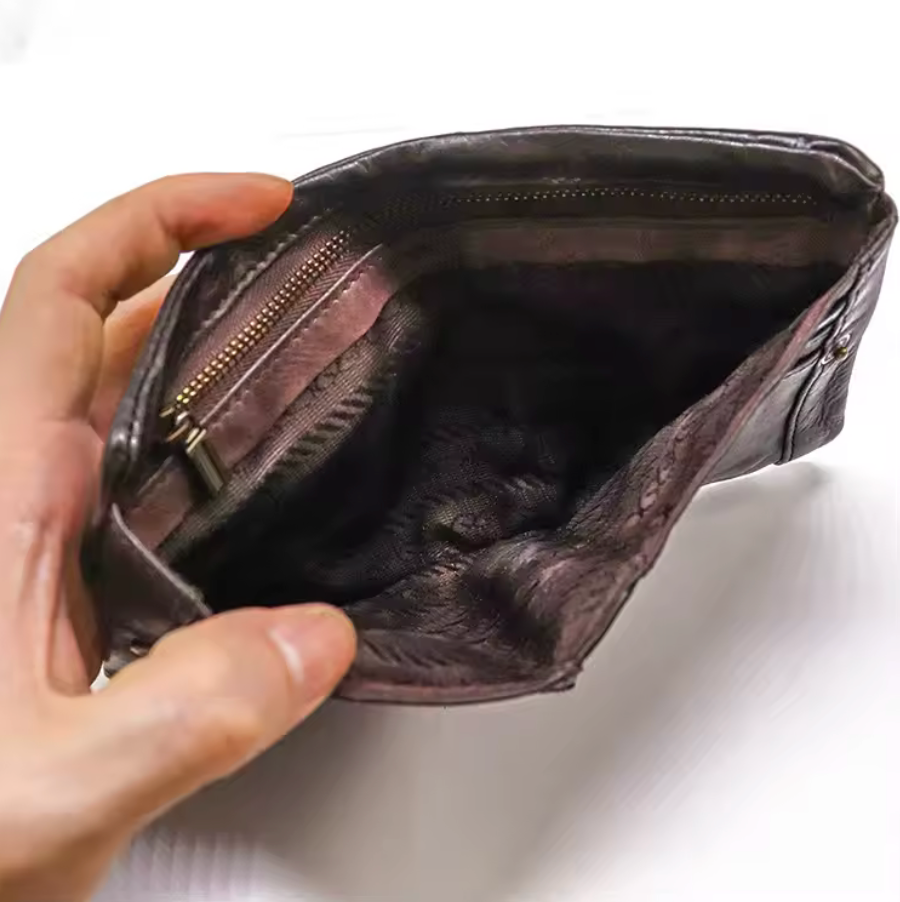VINTAGE LEATHER WALLET