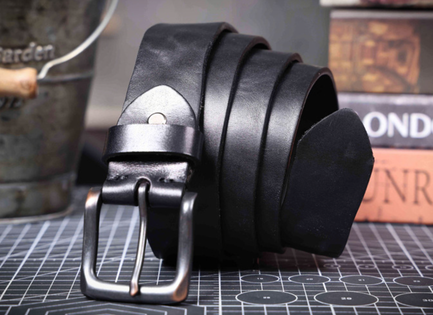 RETRO COWHIDE BELT