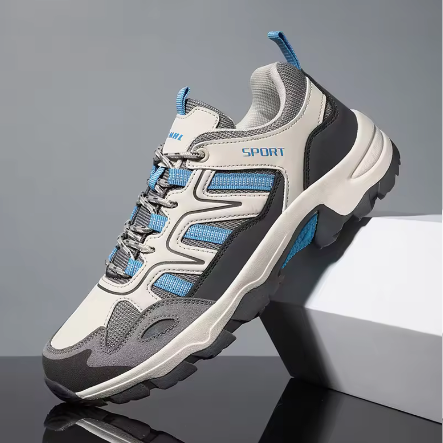 DURABLE WALKING SNEAKERS