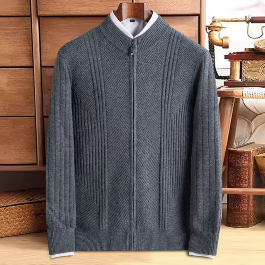 STRETCHABLE WARM SWEATER