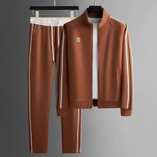 SPORTY COMFORT TRACKSUIT