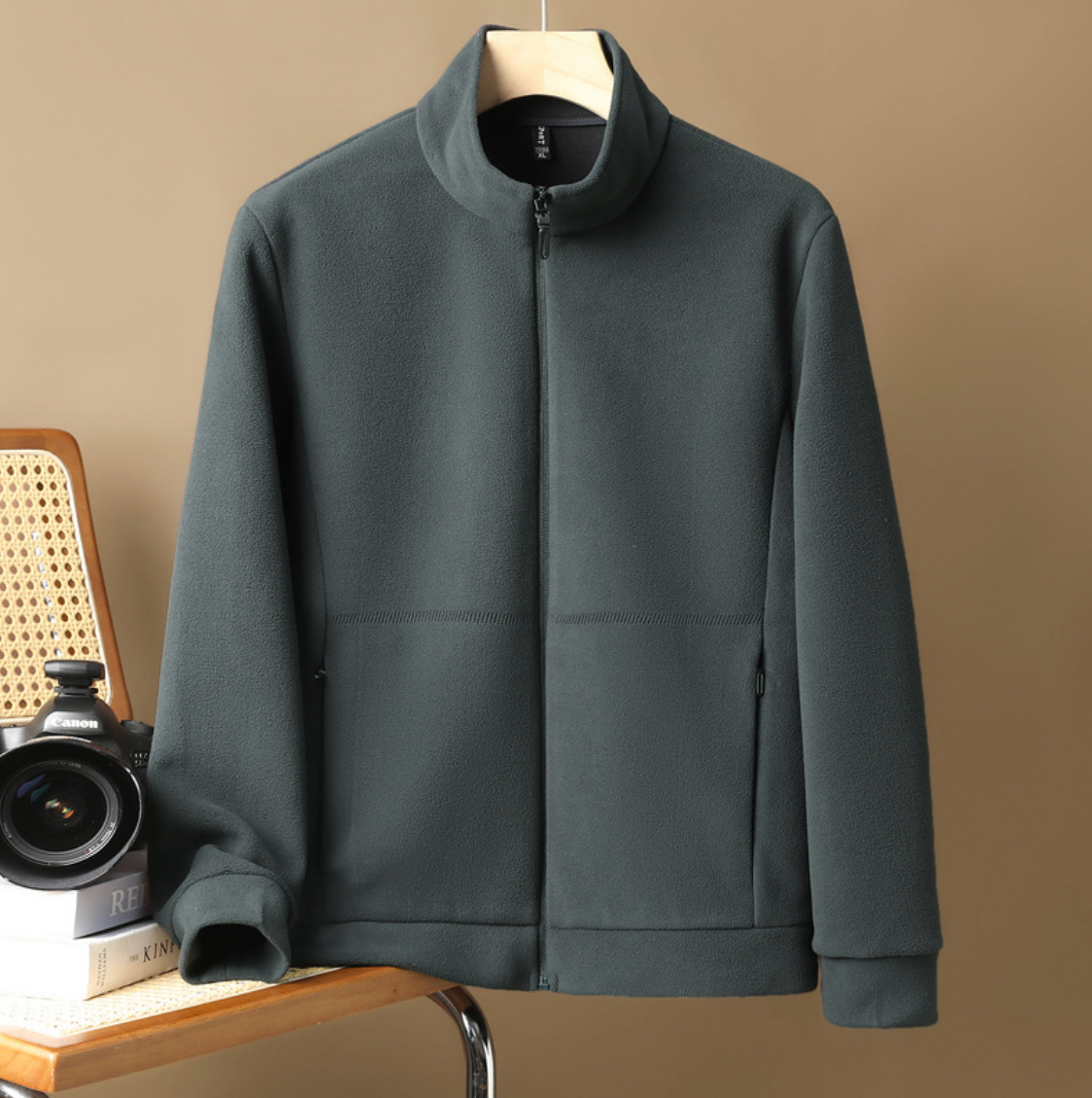 WARM STAND-UP COLLAR SWEATER