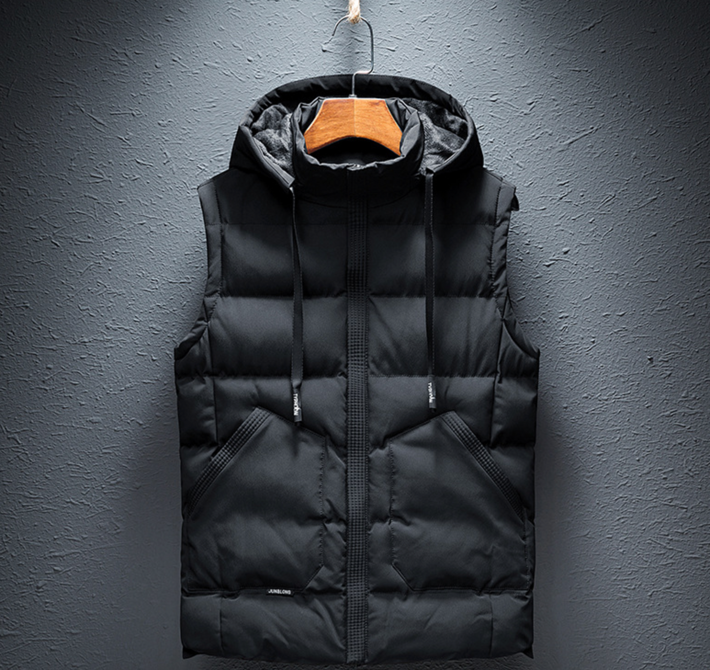 CASUAL HOODED DOWN VEST