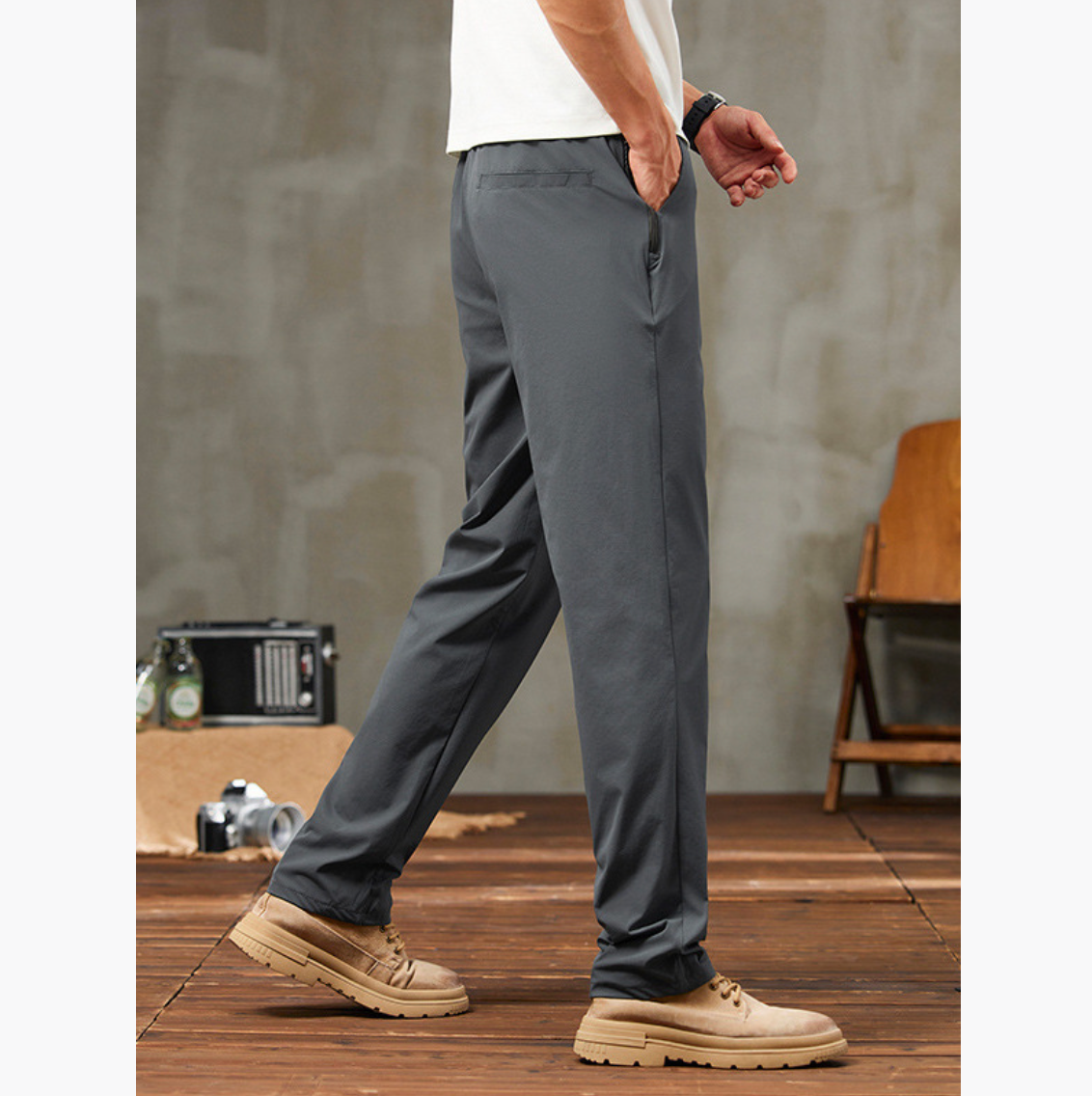 BREATHABLE STRAIGHT PANTS