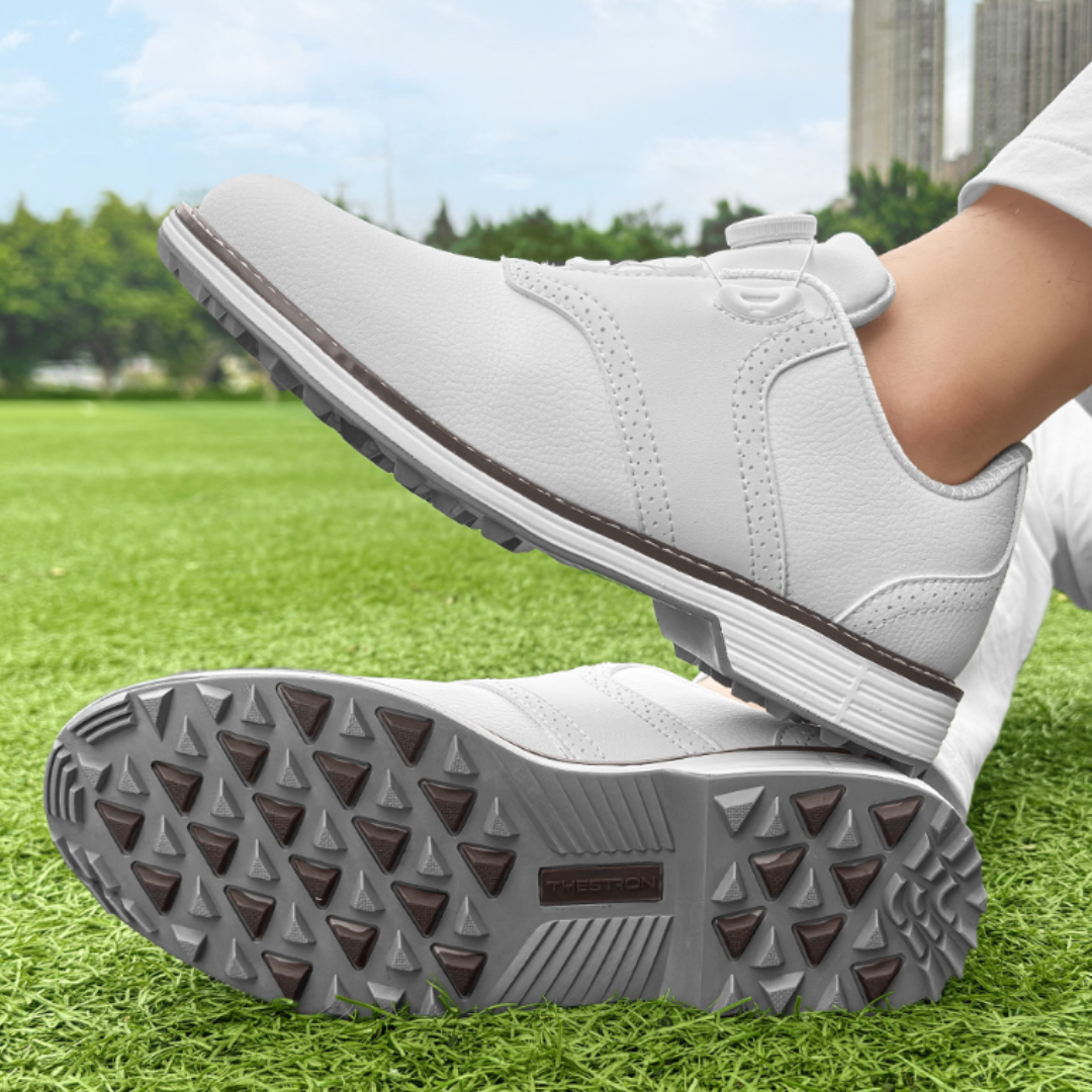 TWIST LOCK GOLF SHOES