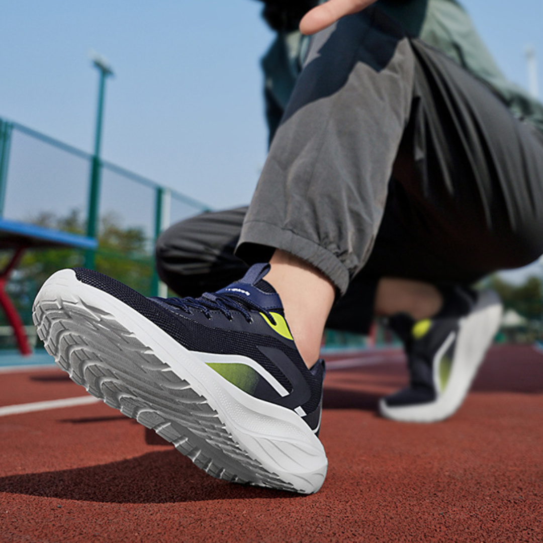 ELITE TRAINING SNEAKERS