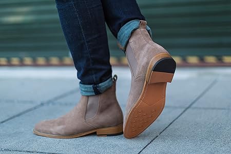 The Timeless Appeal of Men’s Chelsea Boots This Fall