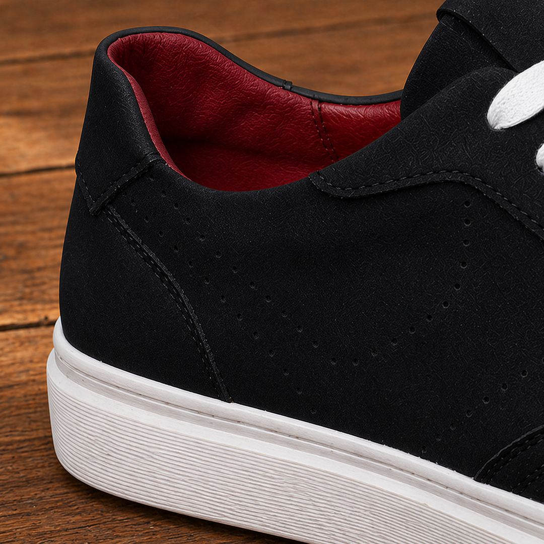 Light Casual Sneakers