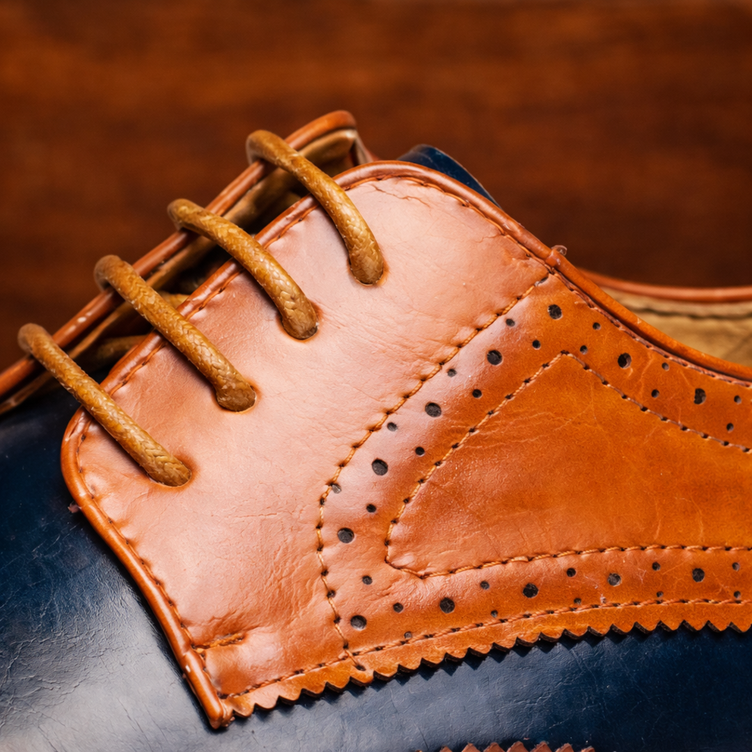 Low-Top Leather Shoes