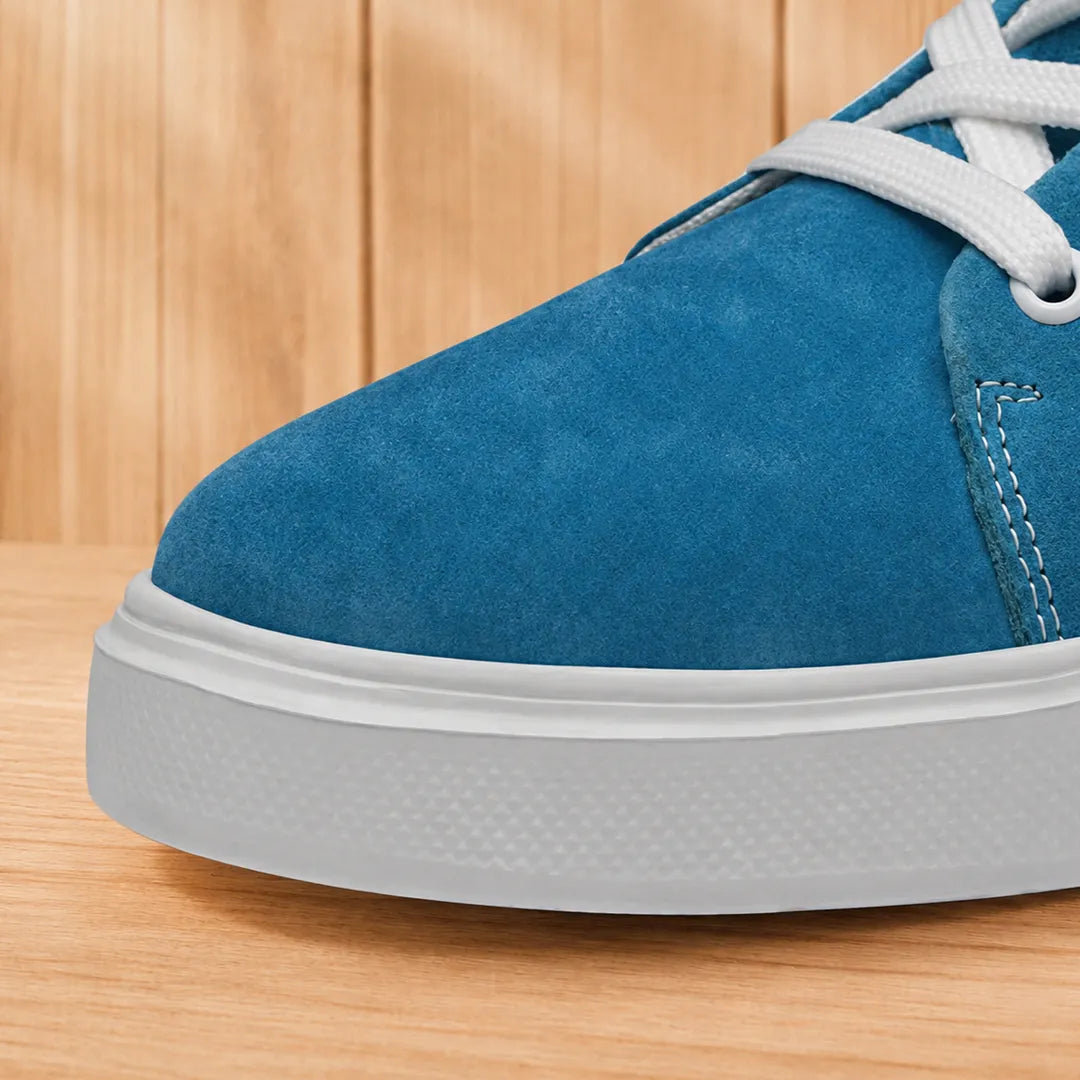 Comfort Low-Top Lace Sneakers