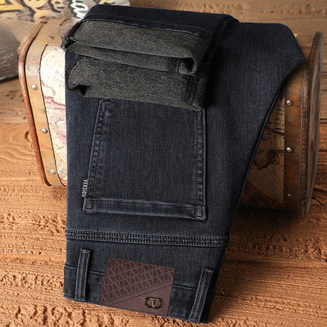 PREMIUM STRAIGHT ELASTIC JEANS