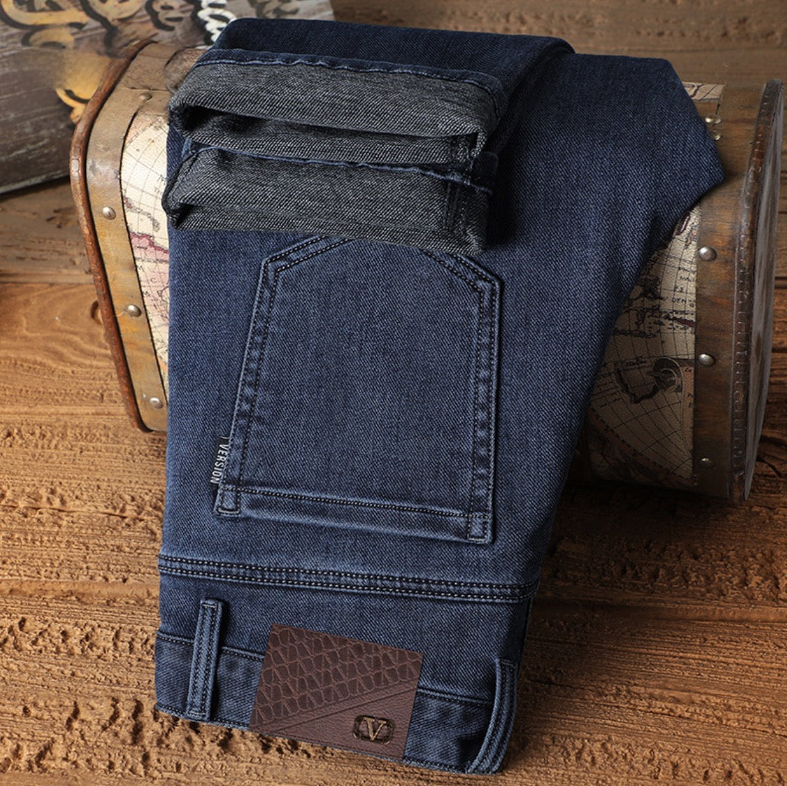 PREMIUM STRAIGHT ELASTIC JEANS
