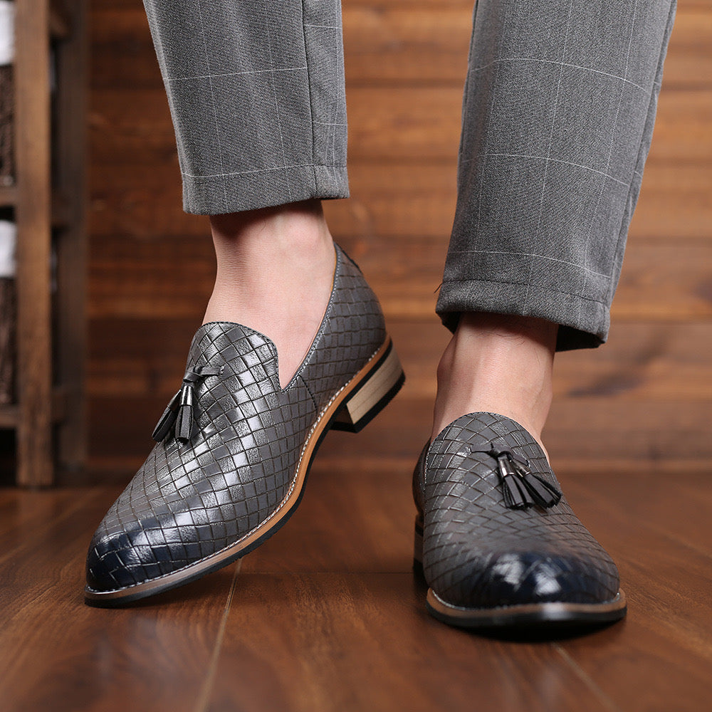 LUXURY CLASSIC LEATHER SLIP-ON