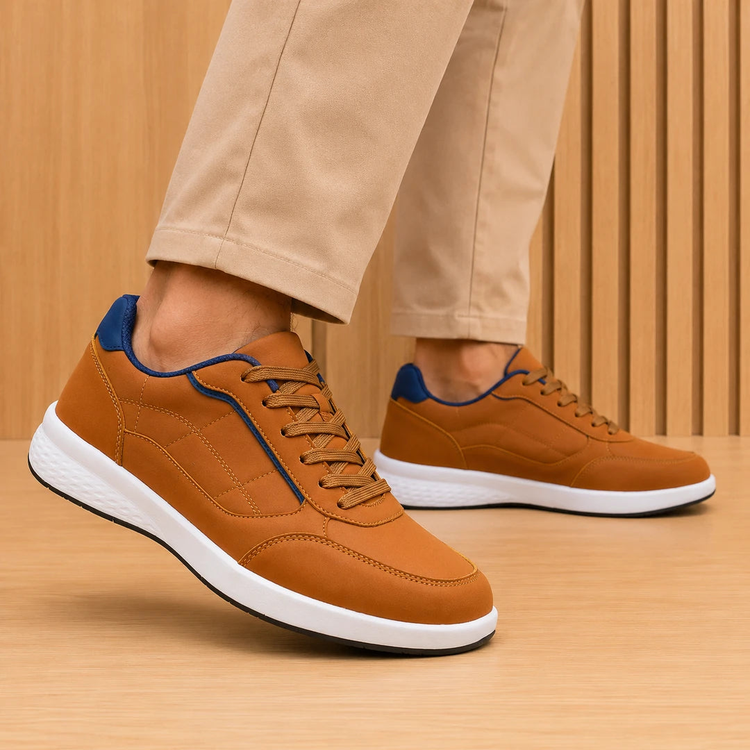 Low-Top Casual Sneakers