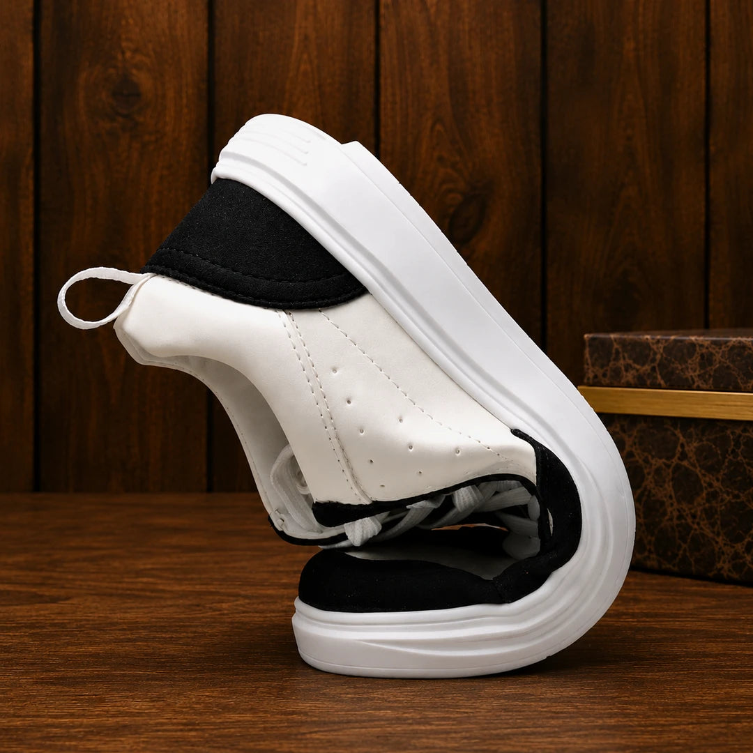 Low-Top Court Sneakers