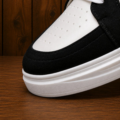 Low-Top Court Sneakers