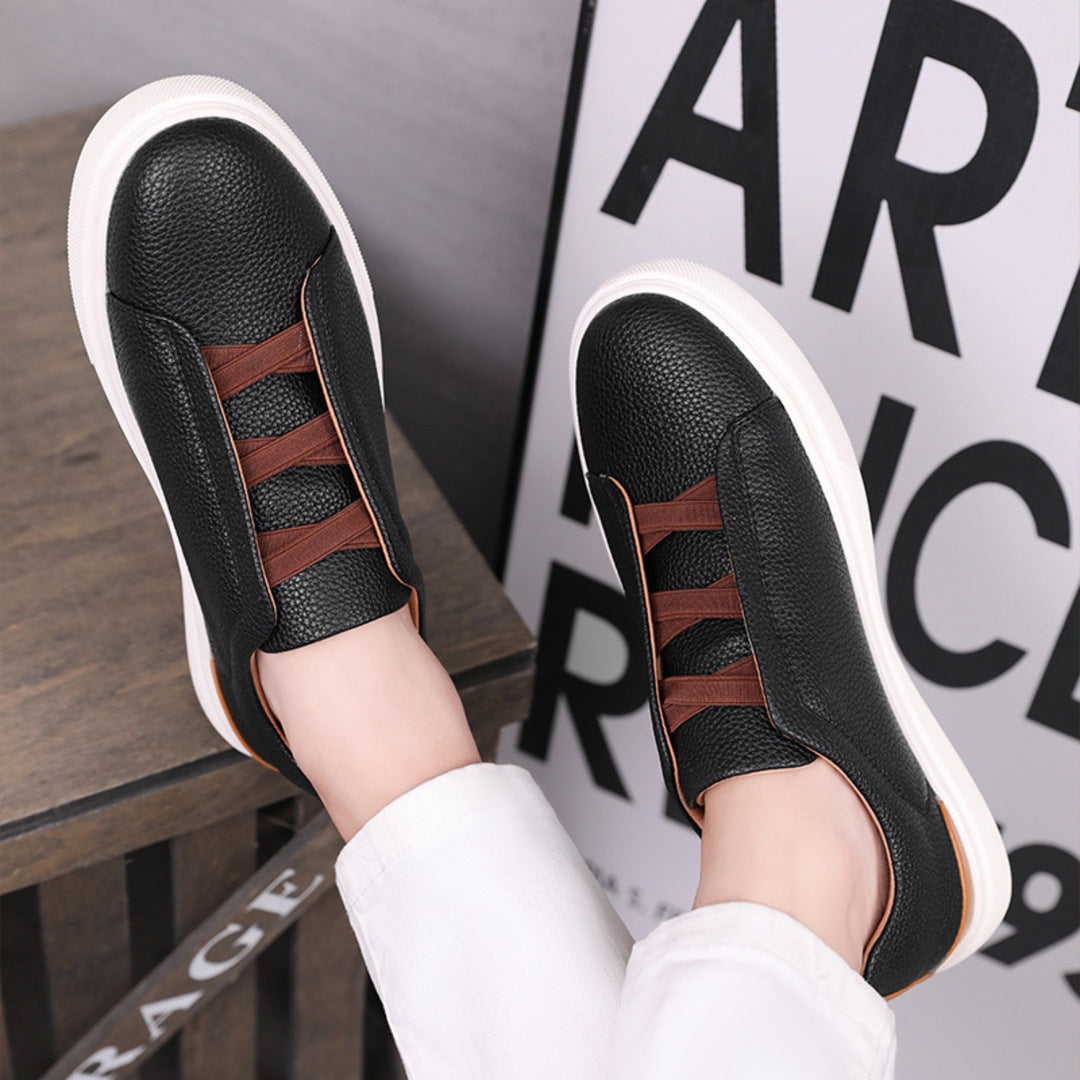 MODERN ELASTIC SNEAKERS