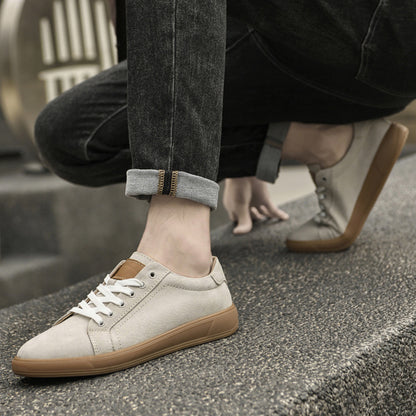 PREMIUM LOW-TOP SNEAKERS