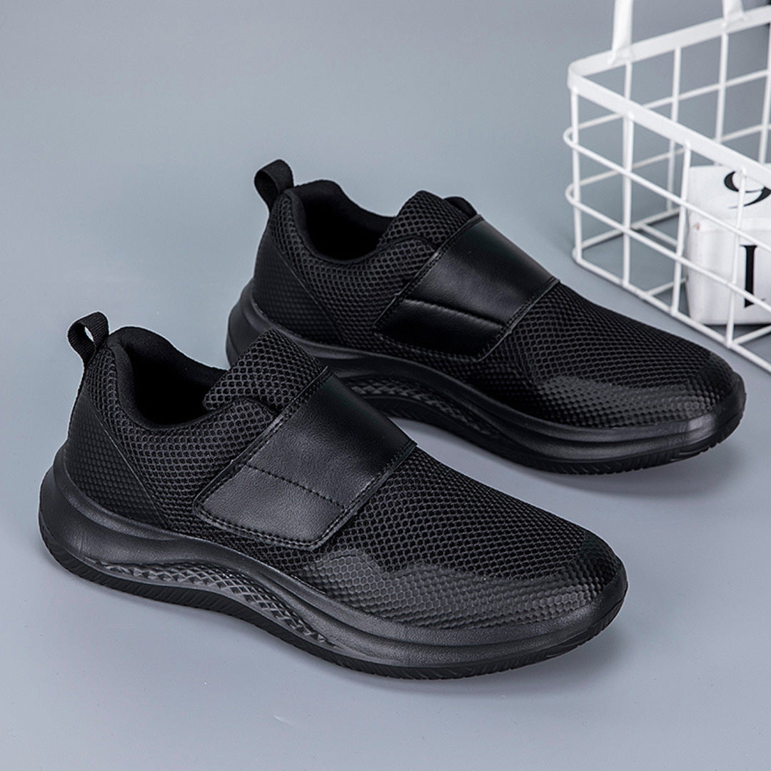 LIGHTWEIGHT VELCRO SHOES