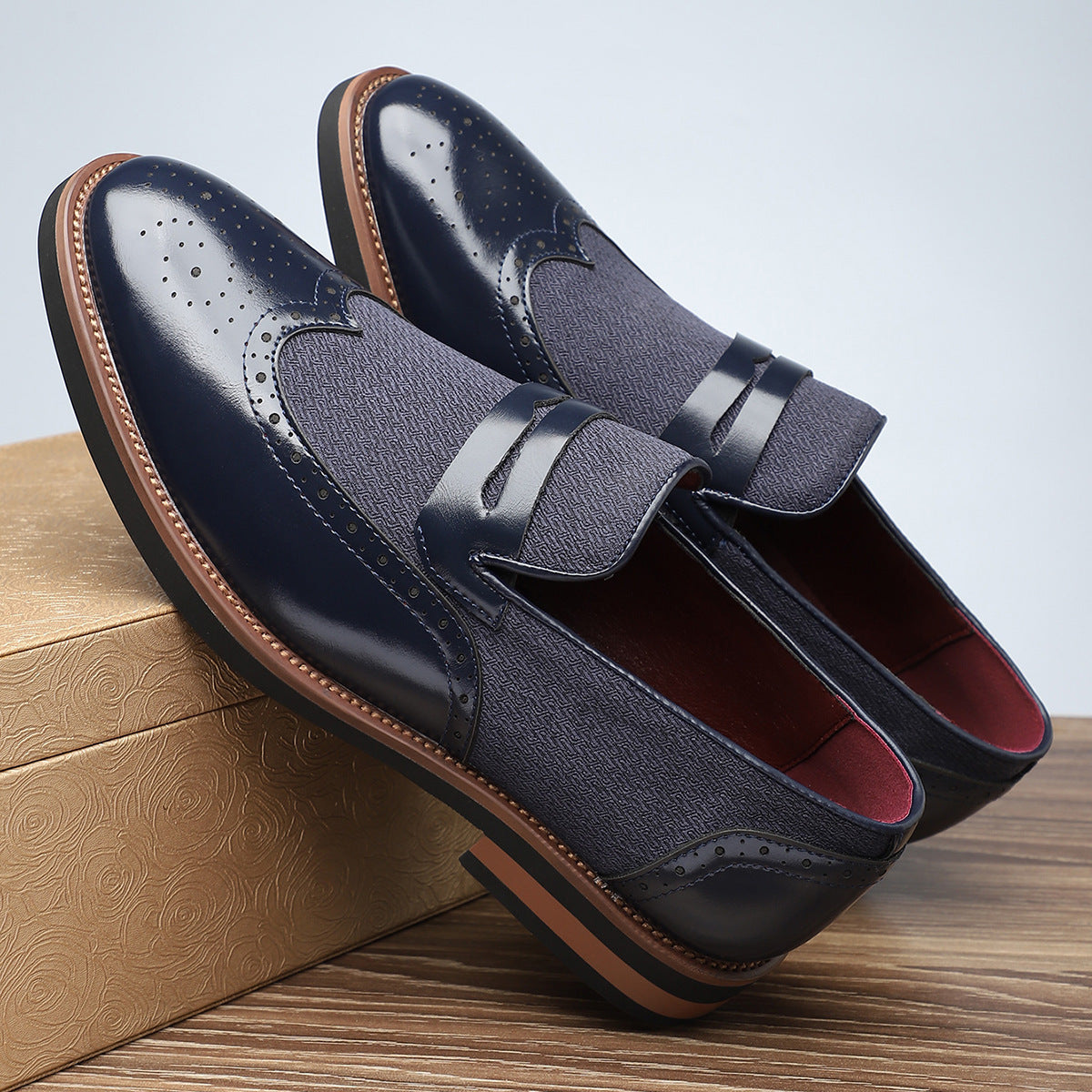 LEATHER CLASSIC LOAFERS