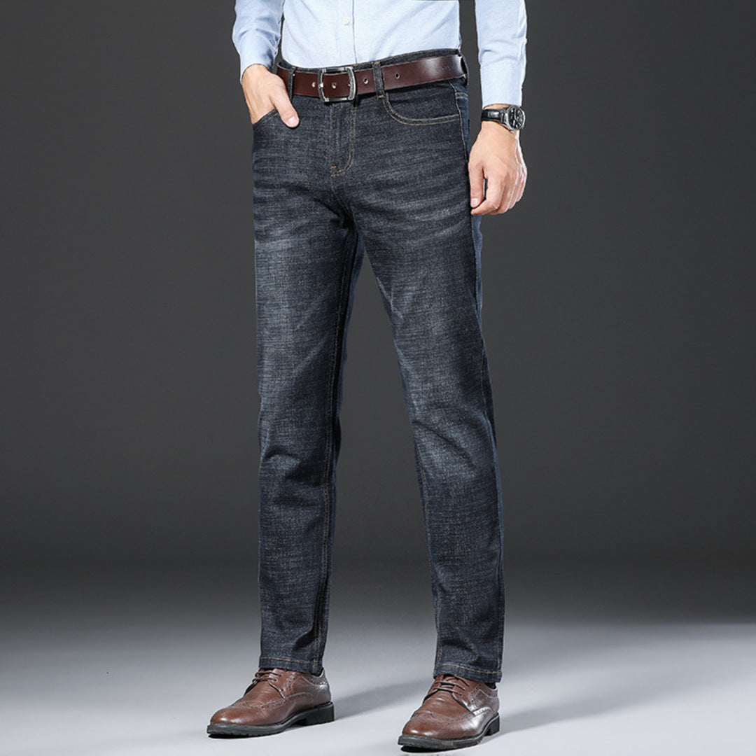 Relaxed Straight Jeans