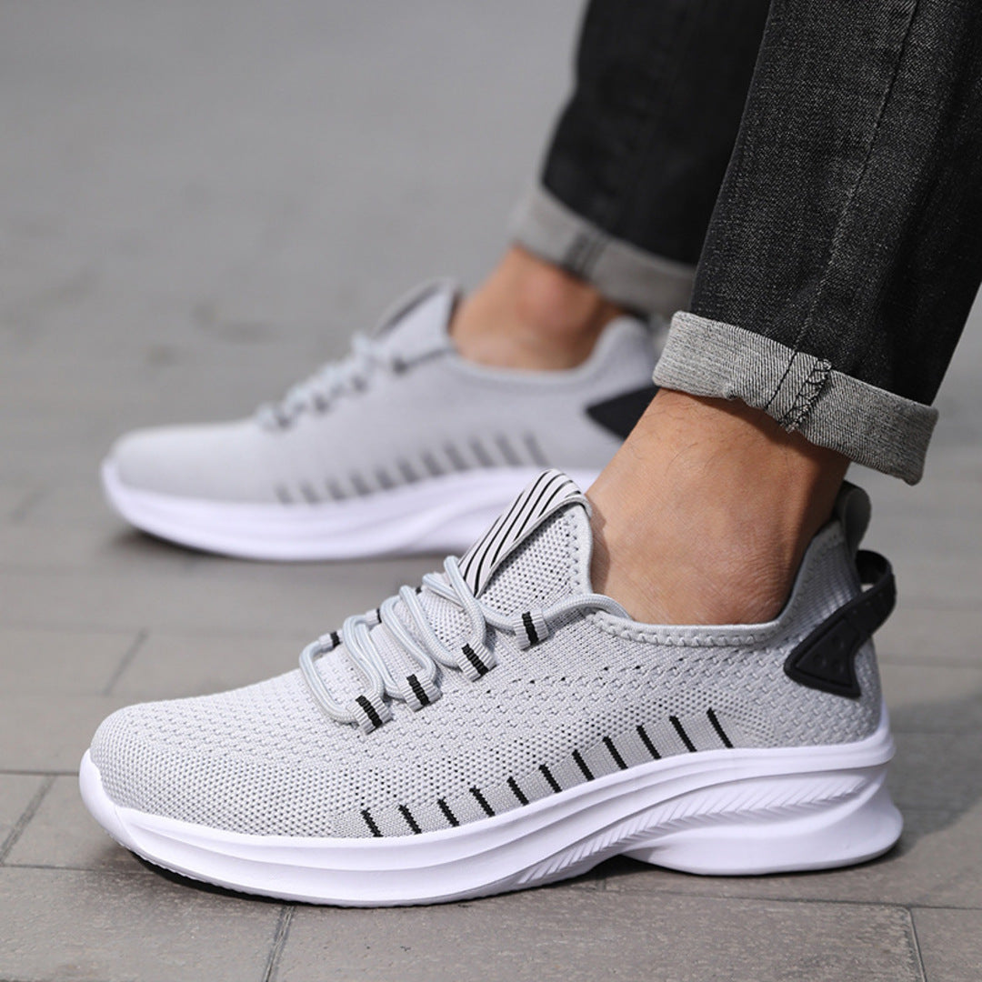 LIGHTWEIGHT KNIT SHOES