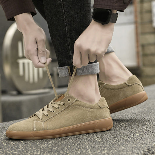 PREMIUM LOW-TOP SNEAKERS