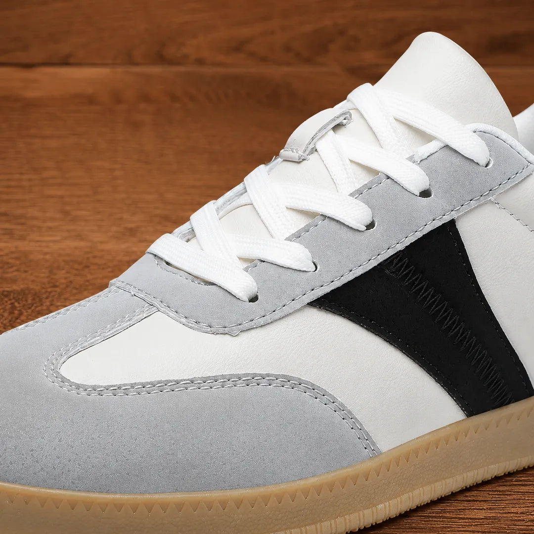 Retro Panel Low-Top Sneakers