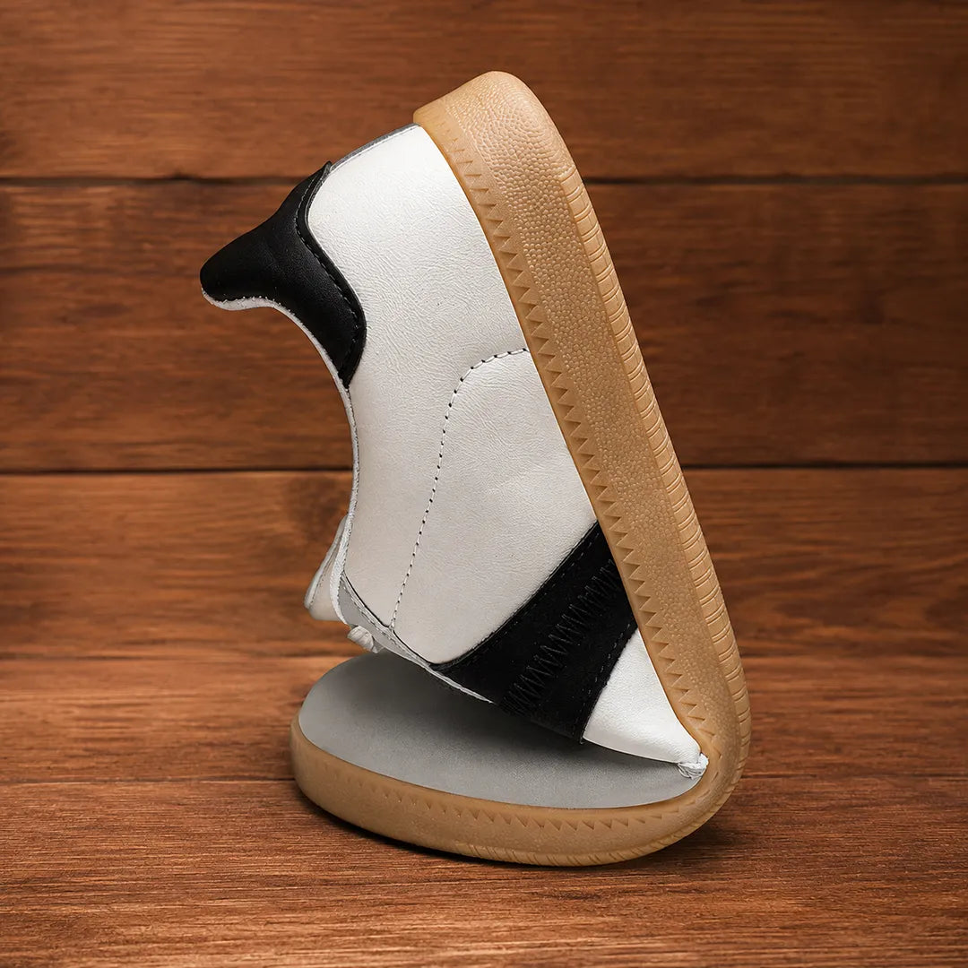 Retro Panel Low-Top Sneakers