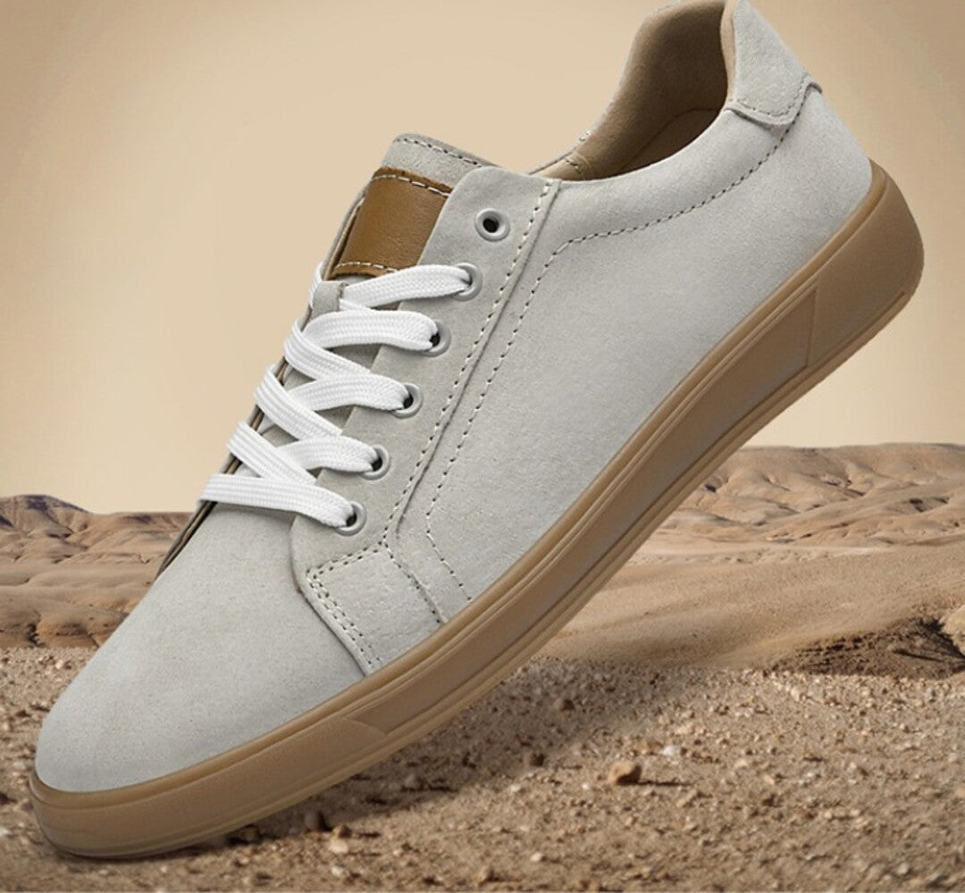 PREMIUM LOW-TOP SNEAKERS