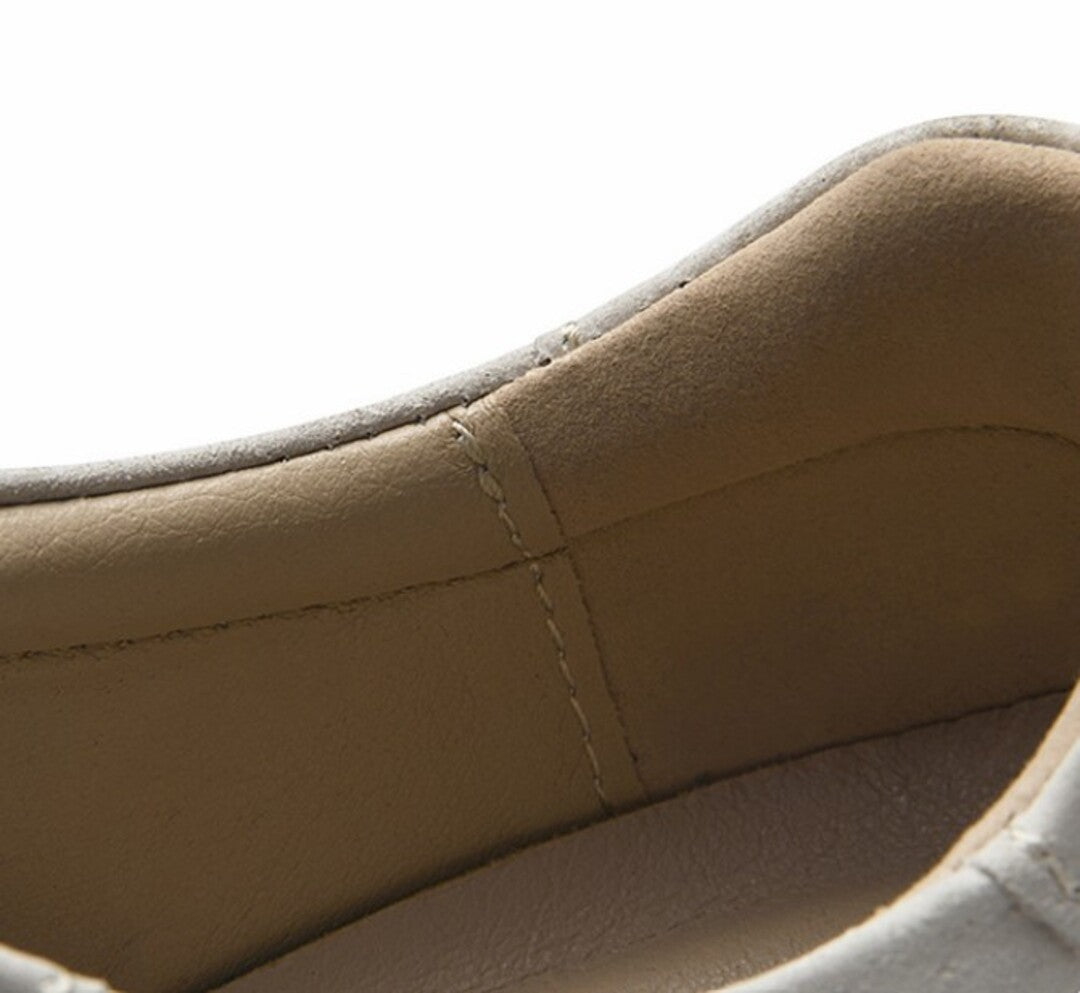 PREMIUM LOW-TOP SNEAKERS