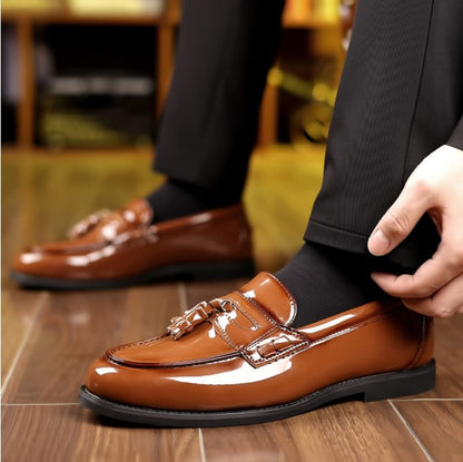 POLISHED TASSEL LEATHER LOAFERS