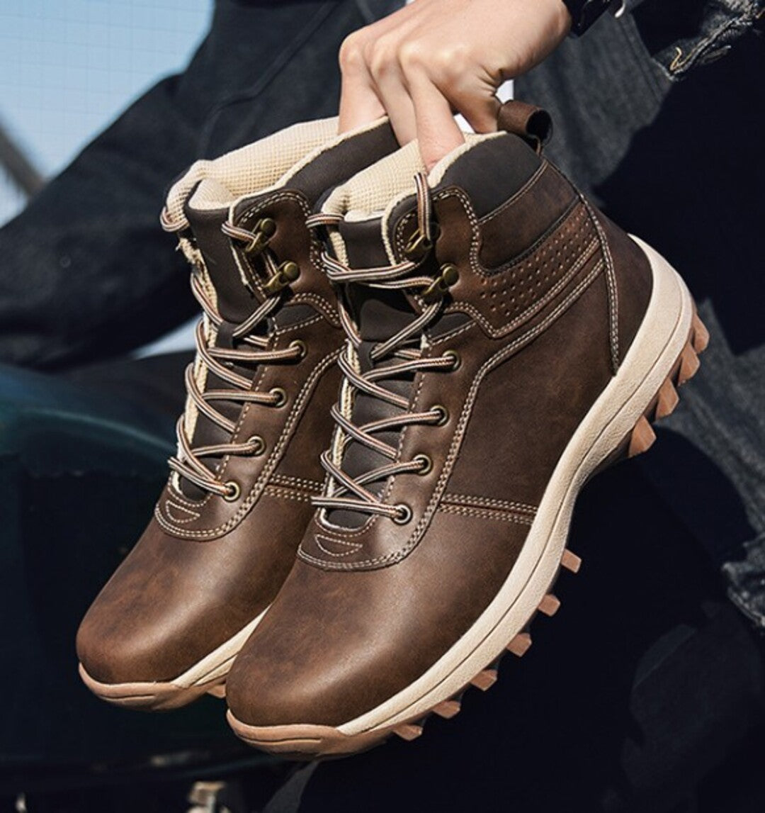 CLASSIC FLEECE WINTER BOOTS