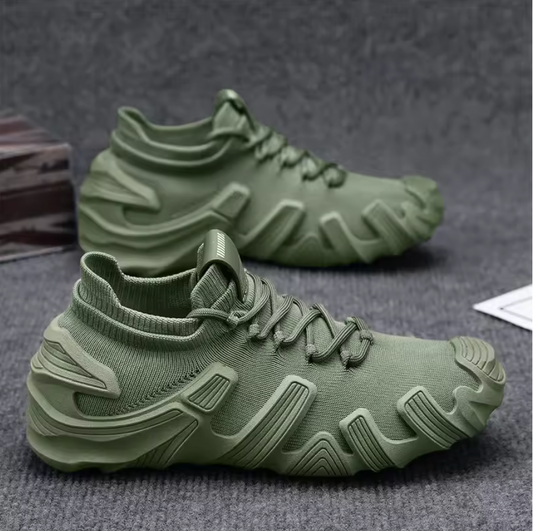 COMFY SPORTY SNEAKERS