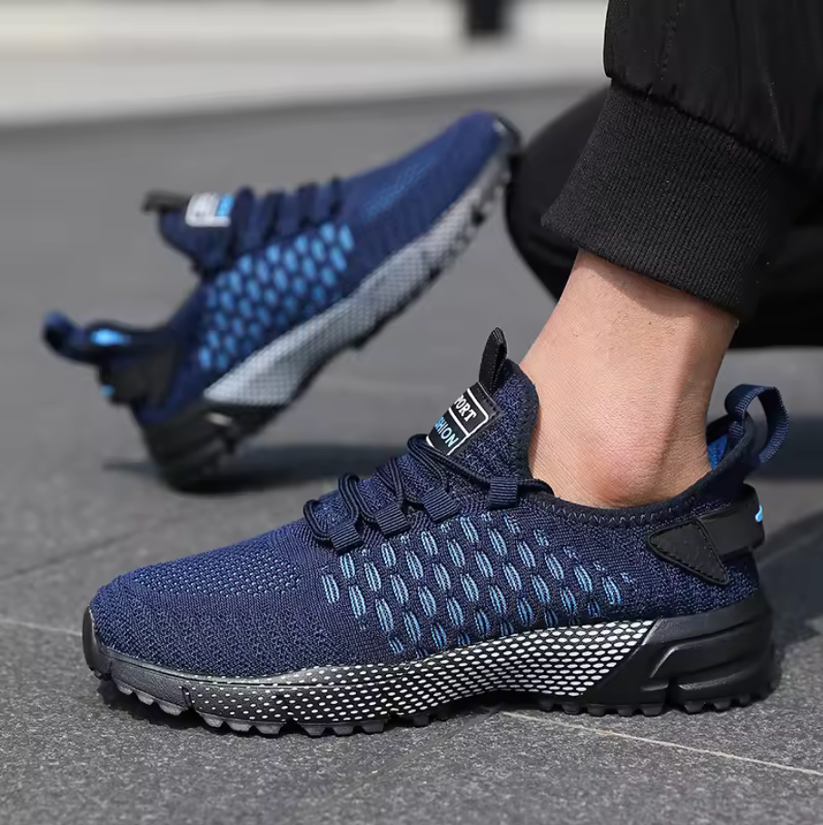 LIGHTWEIGHT SPORT SNEAKERS