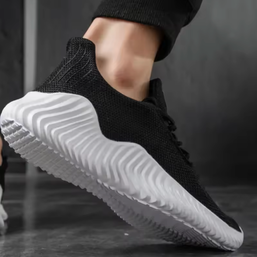 COMFORT RUNNING SNEAKERS