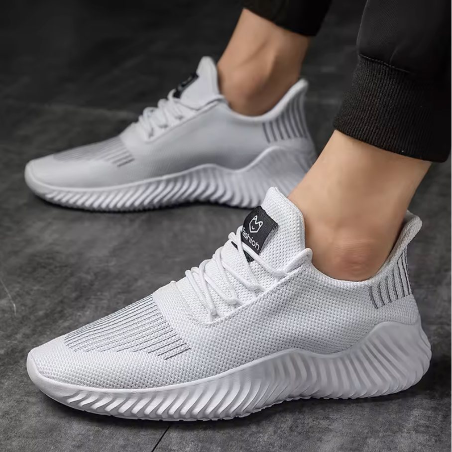 COMFORT RUNNING SNEAKERS