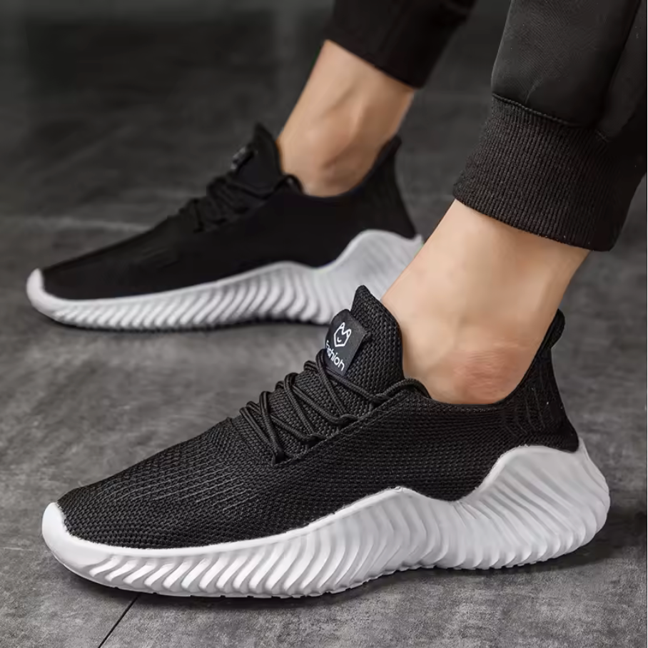 COMFORT RUNNING SNEAKERS