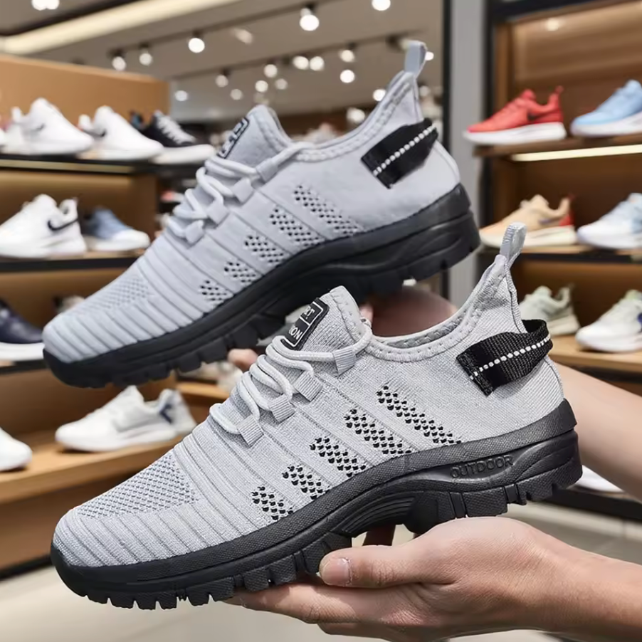 EVERYDAY ATHLETIC SNEAKERS