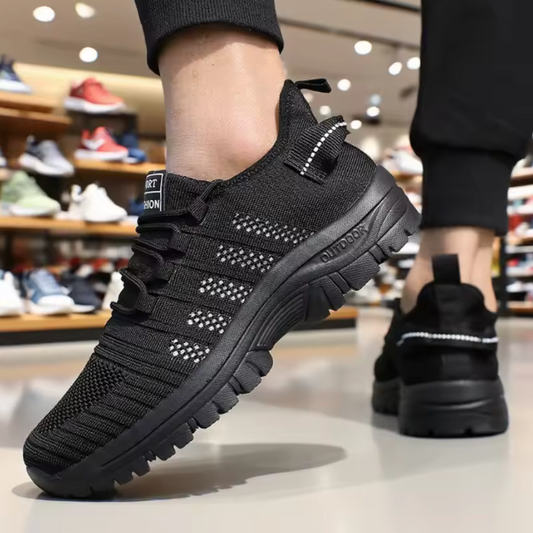 EVERYDAY ATHLETIC SNEAKERS