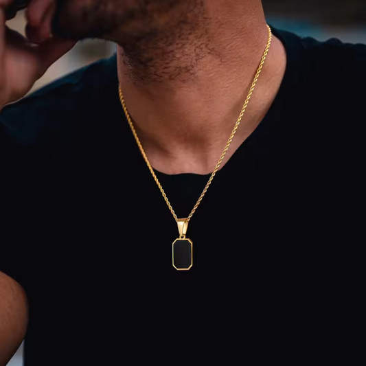 LUXURY SQUARE NECKLACE