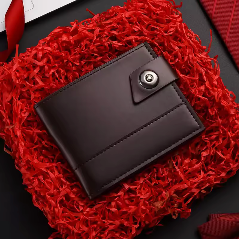 CLASSIC BUCKLE WALLET