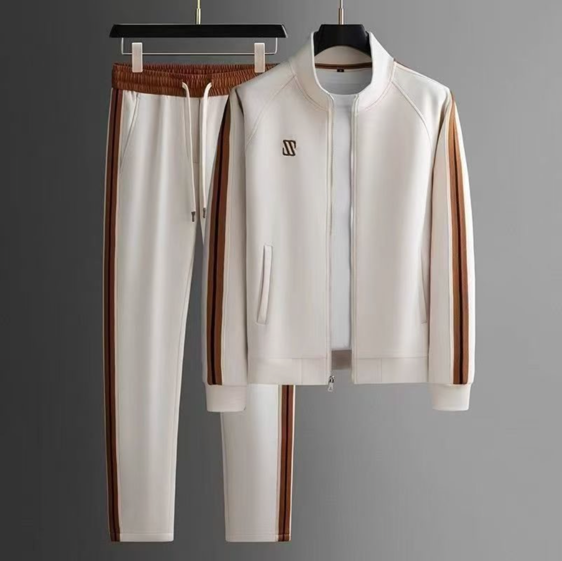 SPORTY COMFORT TRACKSUIT