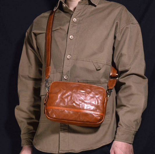 VINTAGE LEATHER MEN HANDBAG